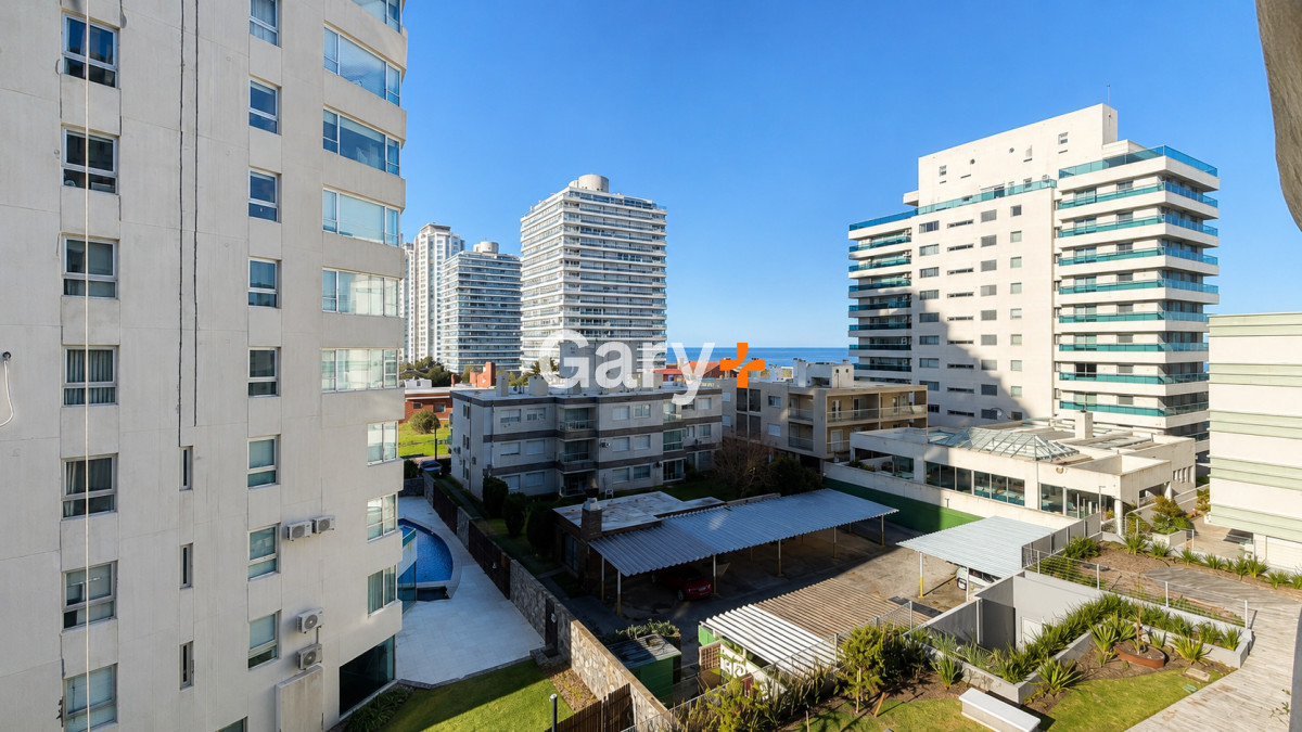 Apartamento ID.26196 - Apartamento de 2 dormitorios en alquiler temporal, Playa Brava Punta del Este
