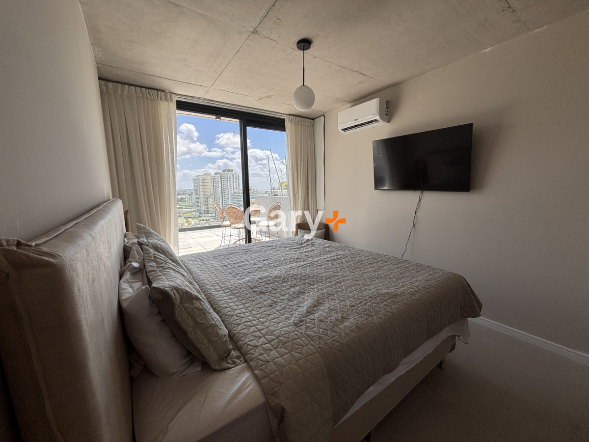 Apartamento ID.27050 - Penthouse de 3 dormitorios en venta, Punta del Este