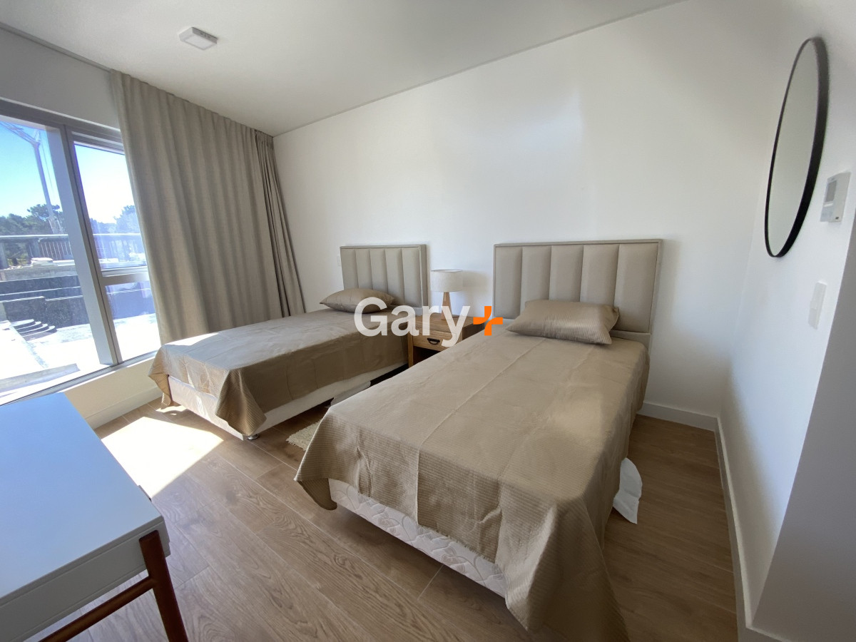 Apartamento ID.27358 - Apartamento de 2 dormitorios en venta, Punta del Este