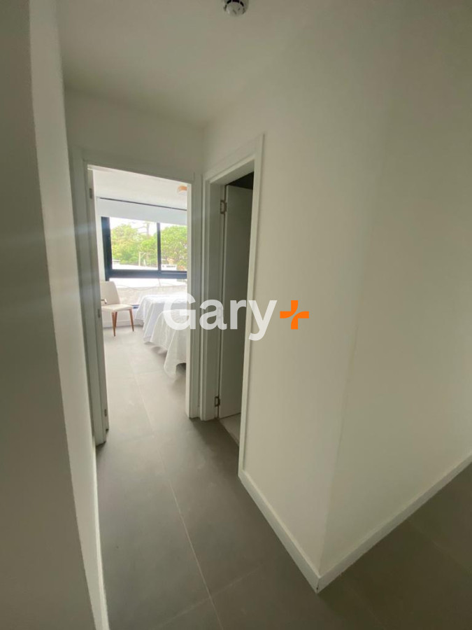 Apartamento ID.24337 - Apartamento en venta, 2 dormitorios en Punta del Este 