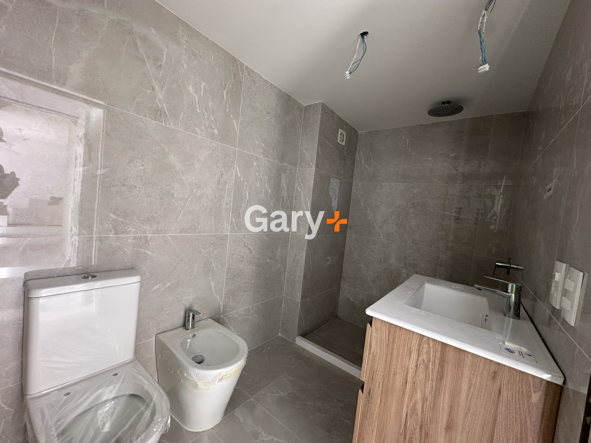 Apartamento ID.28534 - Apartamento en venta de 2 dormitorios en Punta del Este