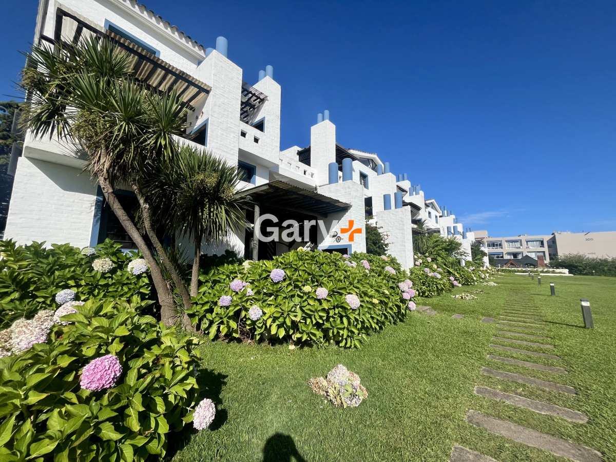 Apartamento ID.28454 - Apartamento - casa en venta en Punta del Este con 3 dormitorios
