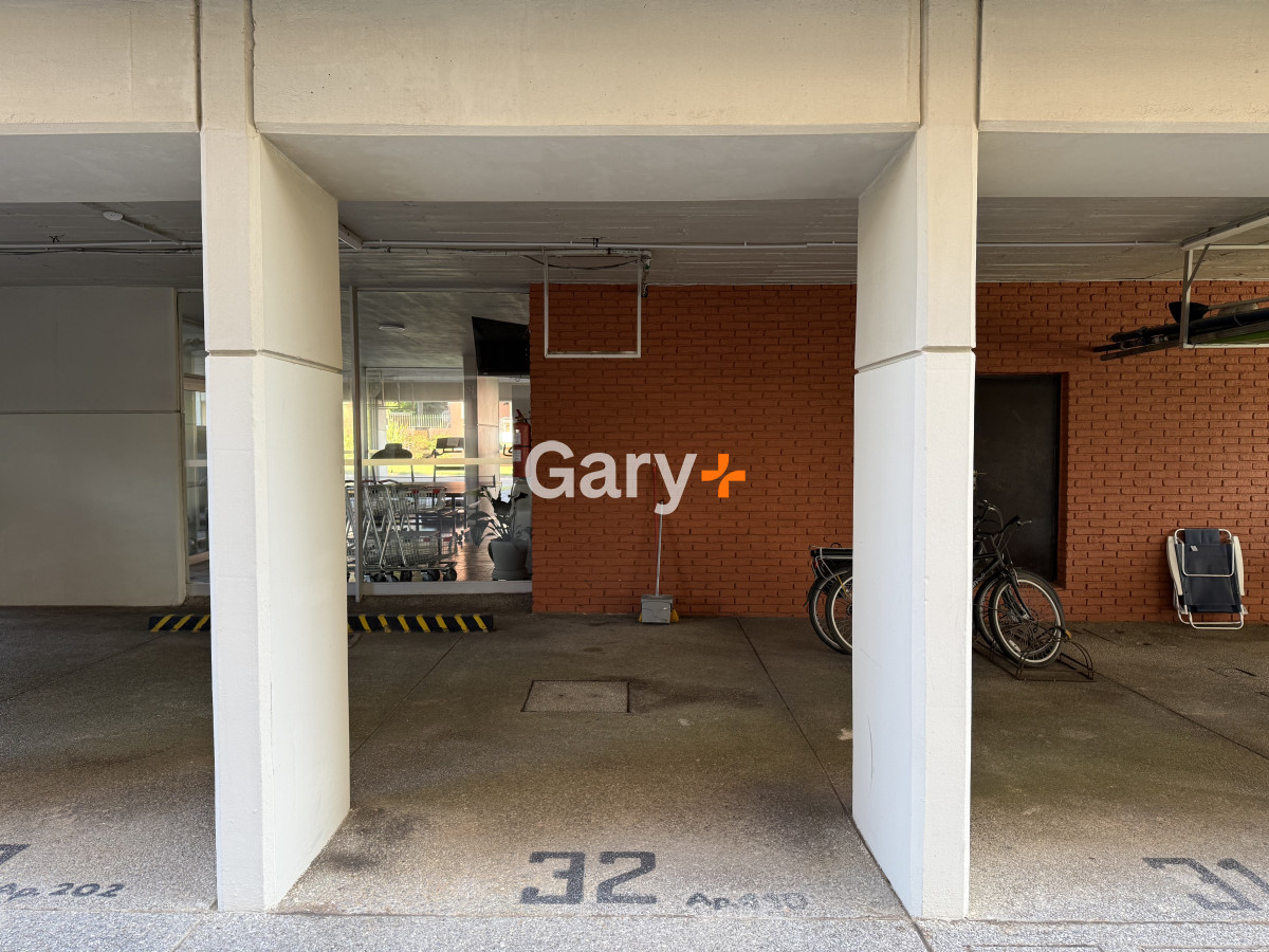 Apartamento ID.708 - Apartamento en venta Playa Mansa frente al mar  2 dormitorios