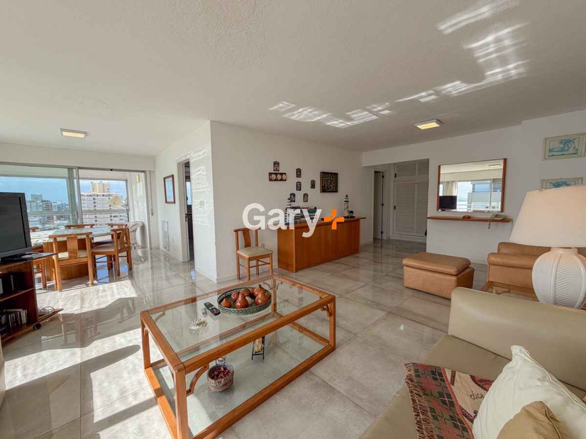 Apartamento ID.18425 - Apartamento en venta, Puerto Punta del Este