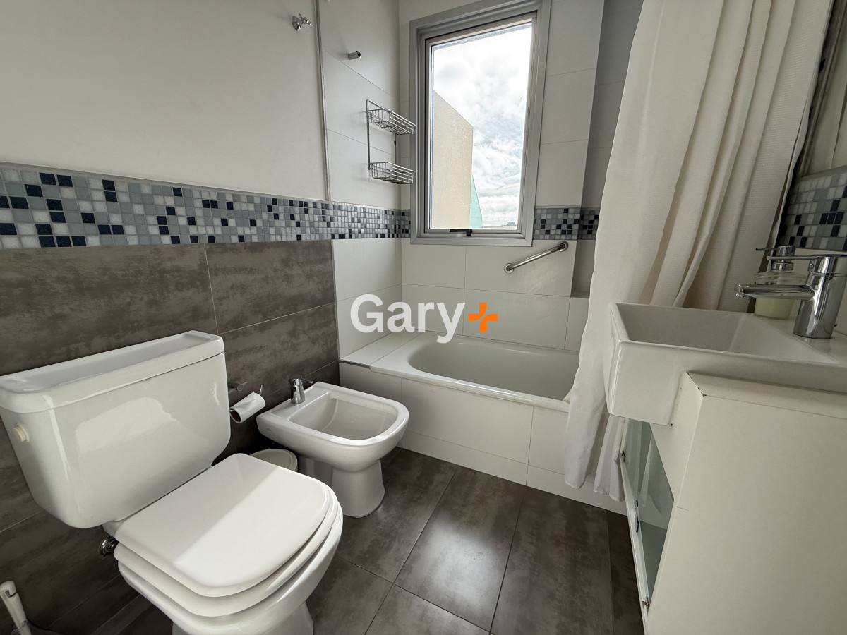 Apartamento ID.4299 - Apartamento en venta Playa Brava 3 dormitorios punta del este