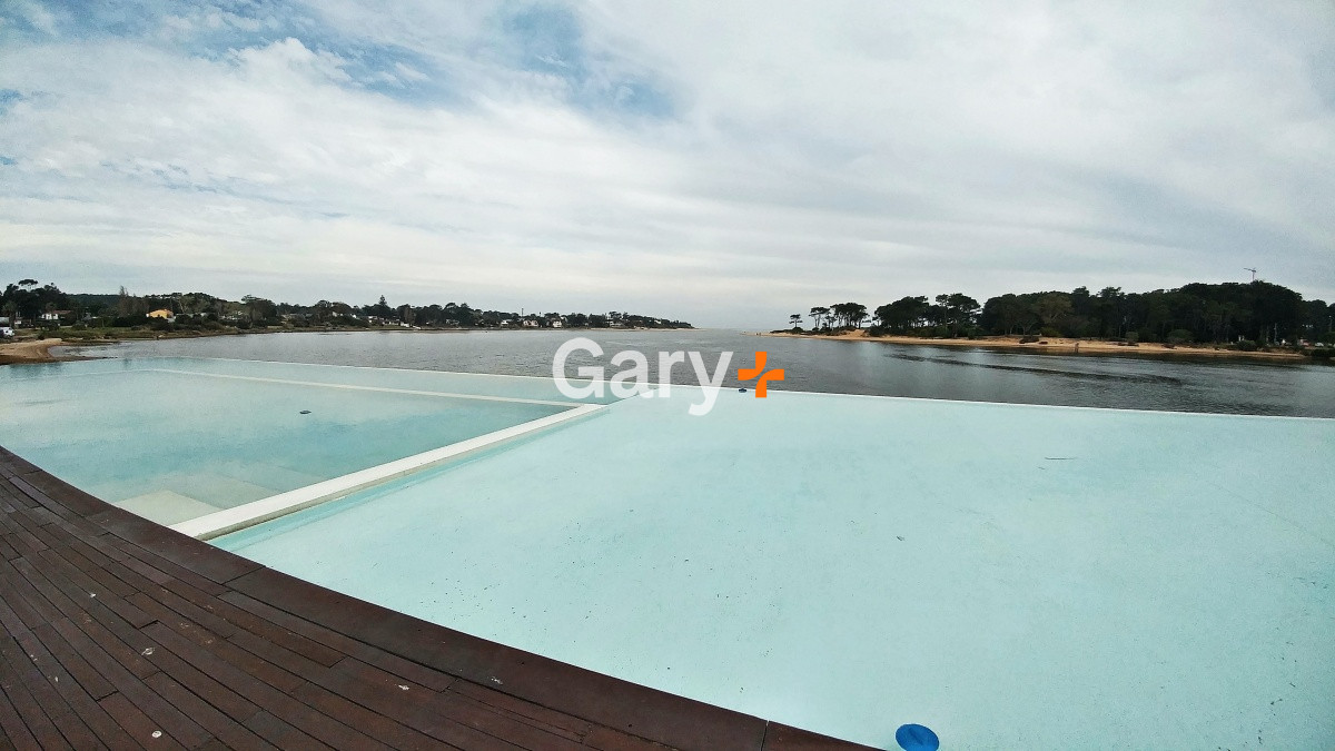 Apartamento ID.24668 - Apartamento en Venta en La Barra