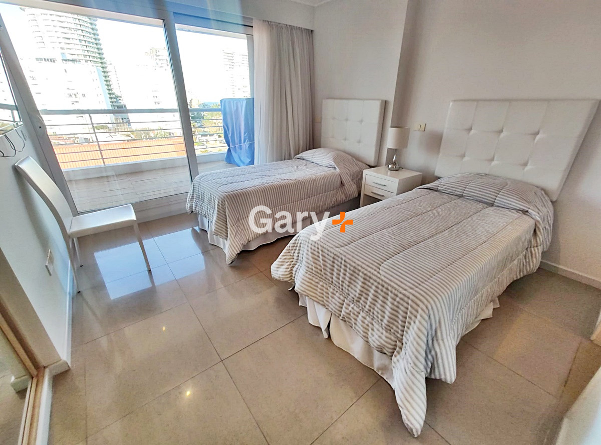 Apartamento ID.16223 - Excelente planta esquinera con vista a Mansa, edificio moderno