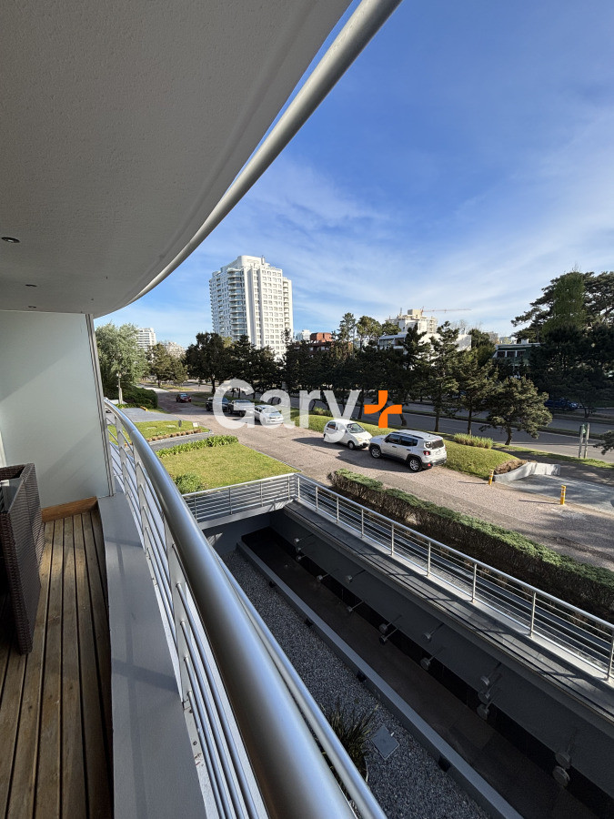 Apartamento ID.28858 - Apartamento de 2 dormitorios venta punta del este