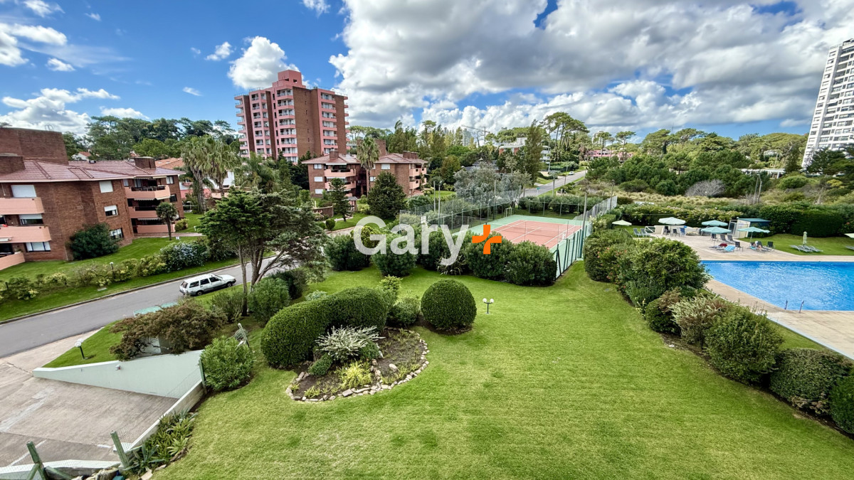 Apartamento ID.29244 - Apartamento en venta frente al mar en Punta del Este