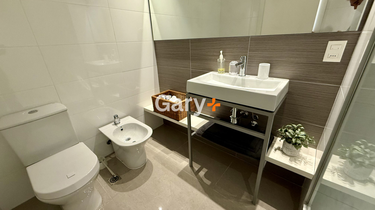 Apartamento ID.28655 - Apartamento de categoría en venta con vista al mar 