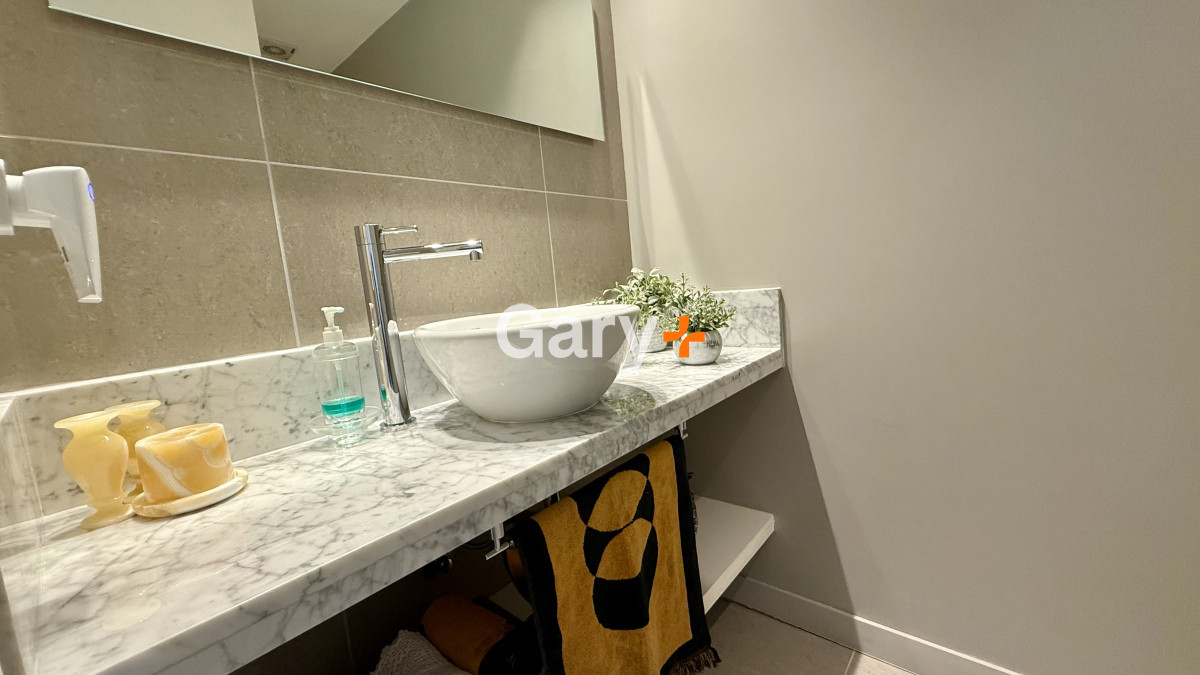 Apartamento ID.28655 - Apartamento de categoría en venta con vista al mar 