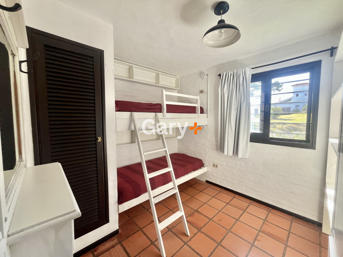 Apartamento ID.28454 - Apartamento - casa en venta en Punta del Este con 3 dormitorios