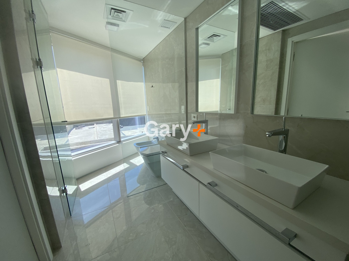 Apartamento ID.27358 - Apartamento de 2 dormitorios en venta, Punta del Este