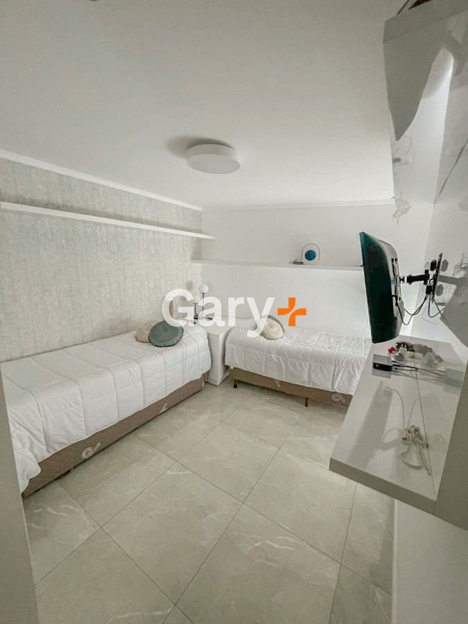 Apartamento ID.25310 - Apartamento en venta, 3 dormitorios en Punta del Este
