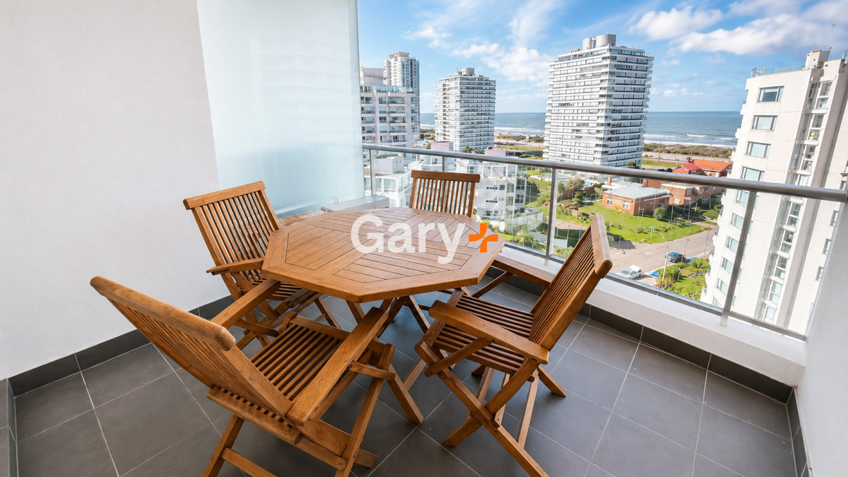 Apartamento ID.3600 - Apartamento en venta y alquiler temporario  3 dormitorios en Playa Brava, Punta del Este