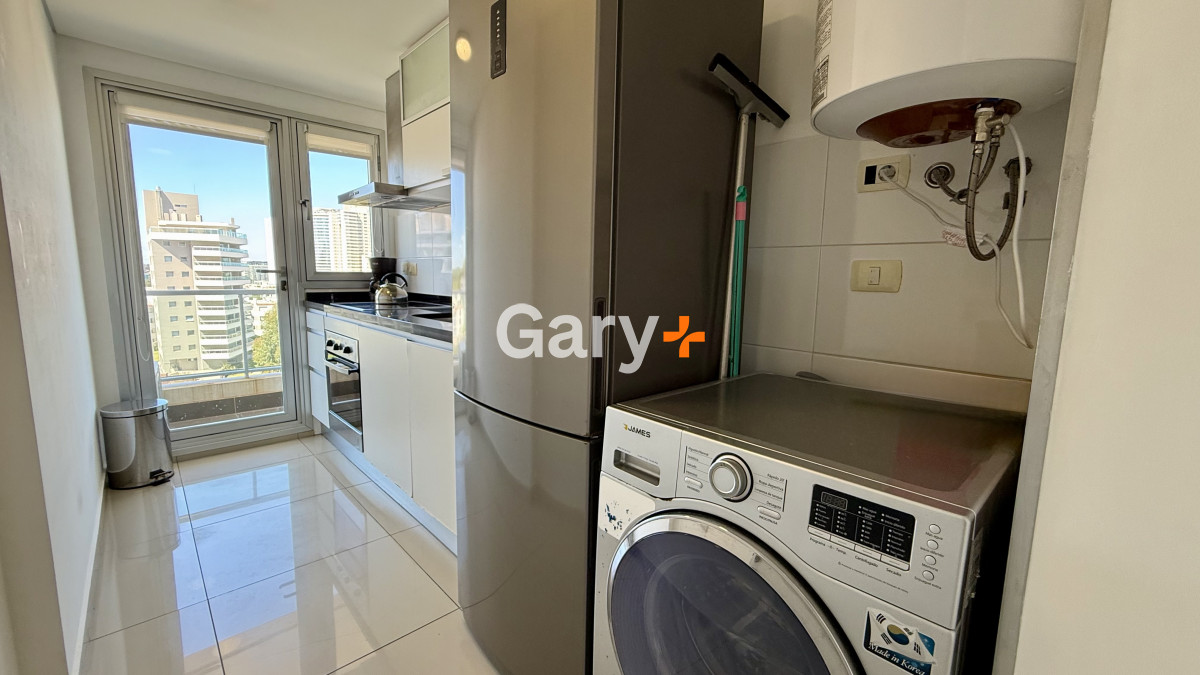 Apartamento ID.15866 - Apartamento en venta de 2 dormitorios en playa brava Punta del Este