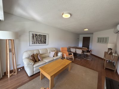 Apartamento de 2 dorm.  ventwa  punta del este