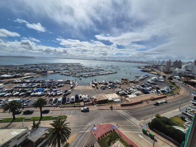 Monoambiente con excelente vista en Península, Punta del Este