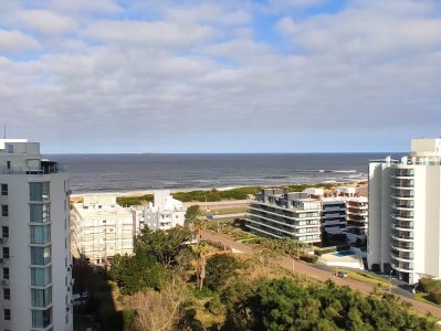 Apartamento en Punta del Este, Brava