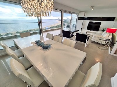 Apartamento en venta en Playa Mansa