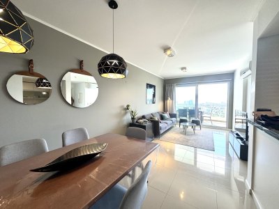 apartamento de 2 dormitorios con vista al mar