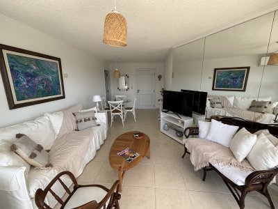 Apartamento de 2 dormitorios