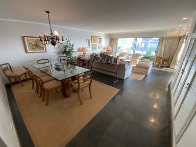 Apartamento en venta, 3 domitorios, Puerto. Punta del Este