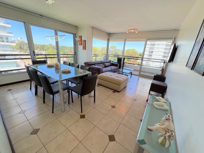 Apartamento en venta Roosevelt 3 dormitorios