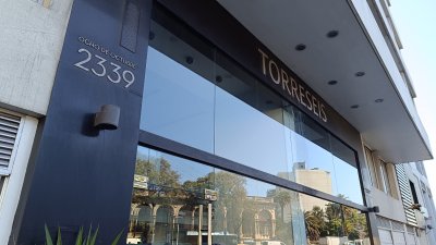 Apartamento en venta de 3 dormitorios en Montevideo, Tres Cruces