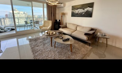 Apartamento de categoría en venta con vista al mar