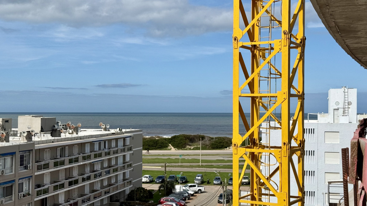 Apartamento en venta a pasos del mar