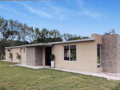 Casa de 3 dormitorios y 3 Baños en Barrio Privado Punta Ballena 
