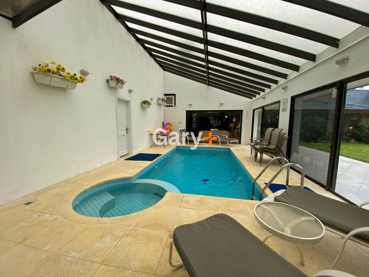 Casa ID.4446 - Casa en venta Playa Mansa punta del este