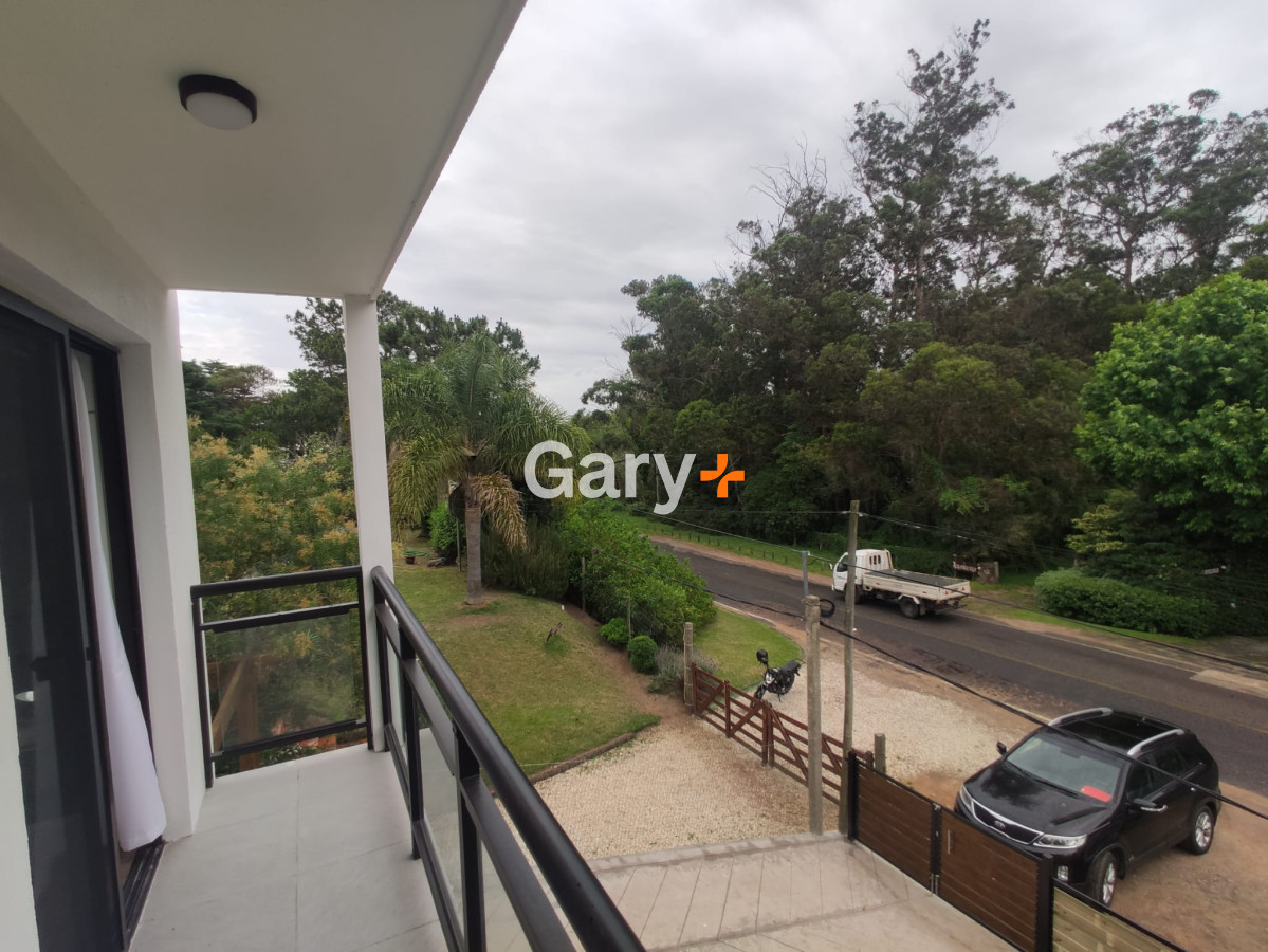 Casa ID.24977 - Casa alquiler  Pinares 300mts de la playa