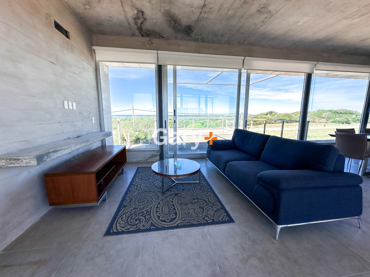 Casa ID.4191 - Casa en venta de 3 dormitorios frente al mar en La Juanita, Jose Ignacio 