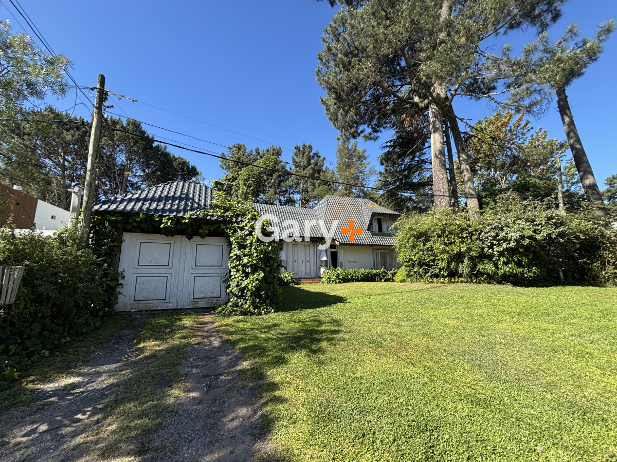 Casa ID.28903 - Casa en  venta Pinares punta del este 