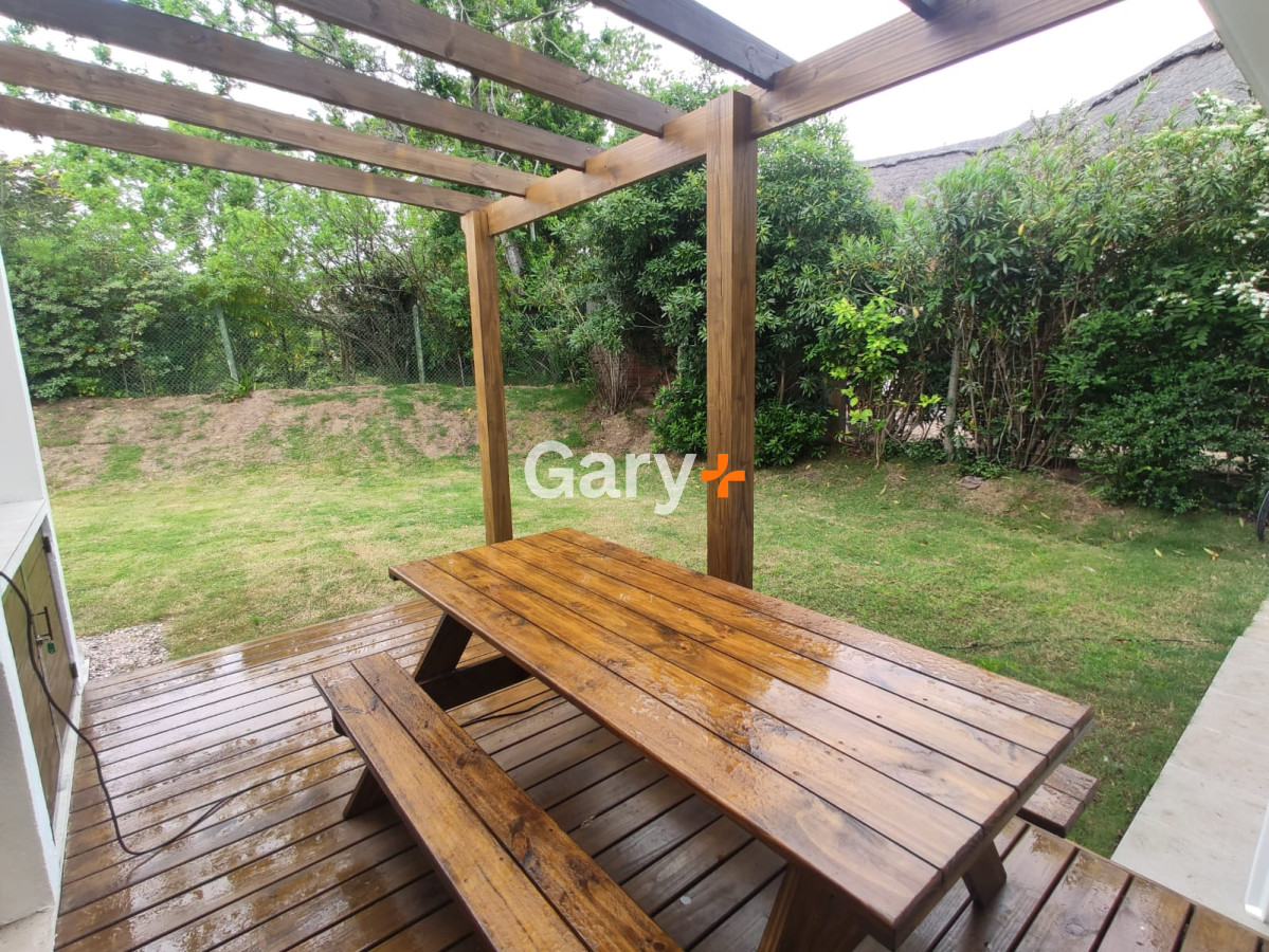 Casa ID.24977 - Casa alquiler  Pinares 300mts de la playa