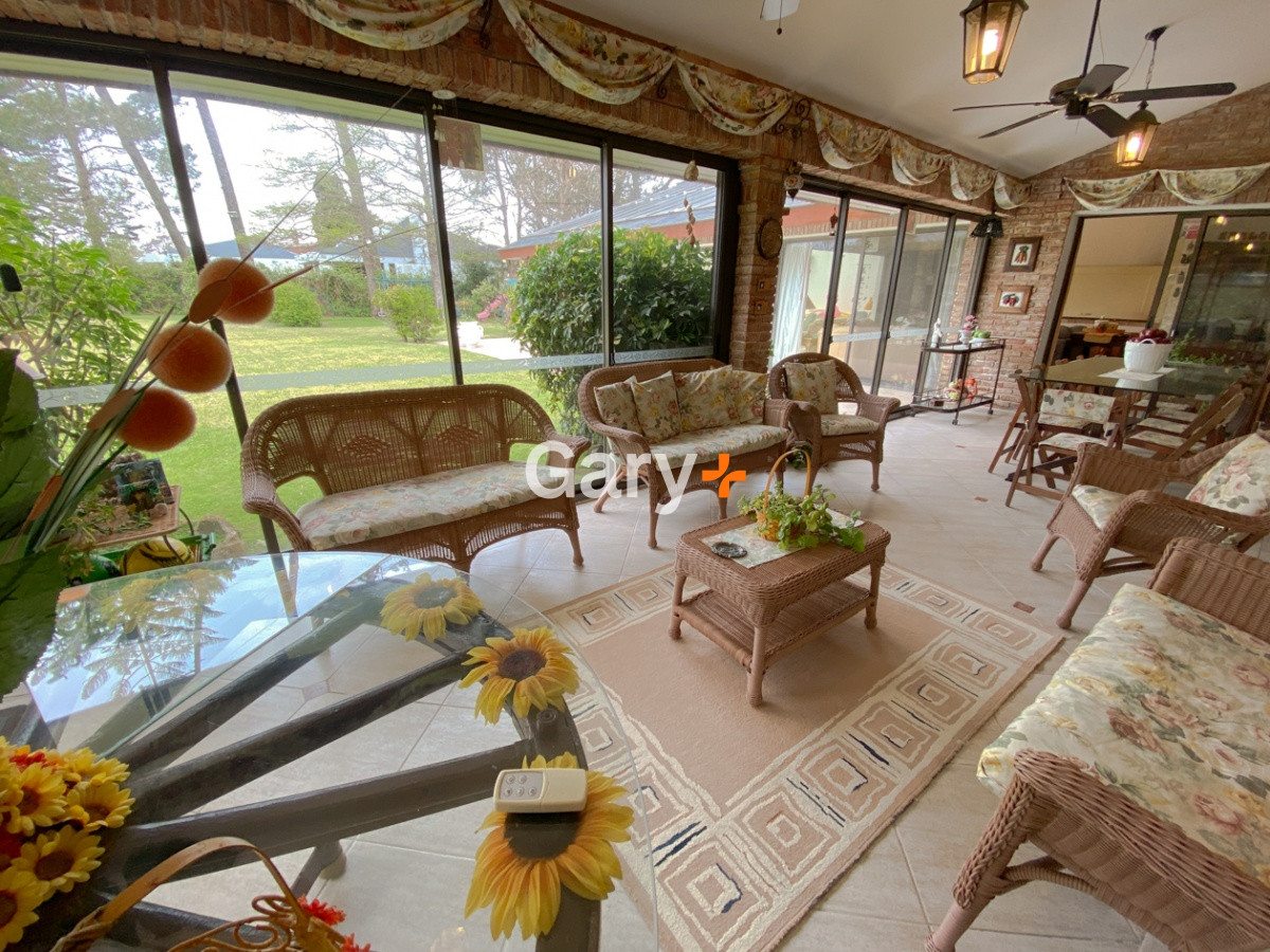 Casa ID.4446 - Casa en venta Playa Mansa punta del este