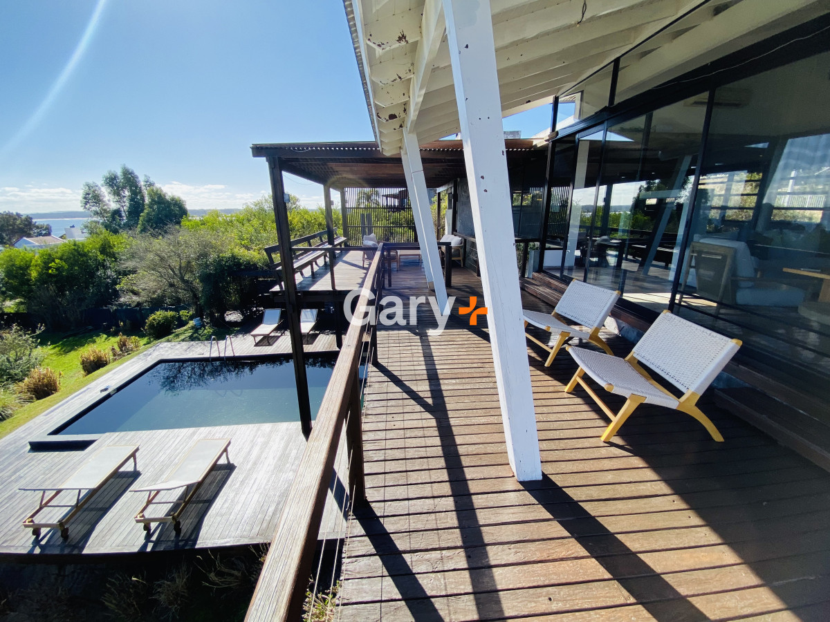 Casa ID.28440 - Espectacular casa de 5 dormitorios en Punta Ballena.