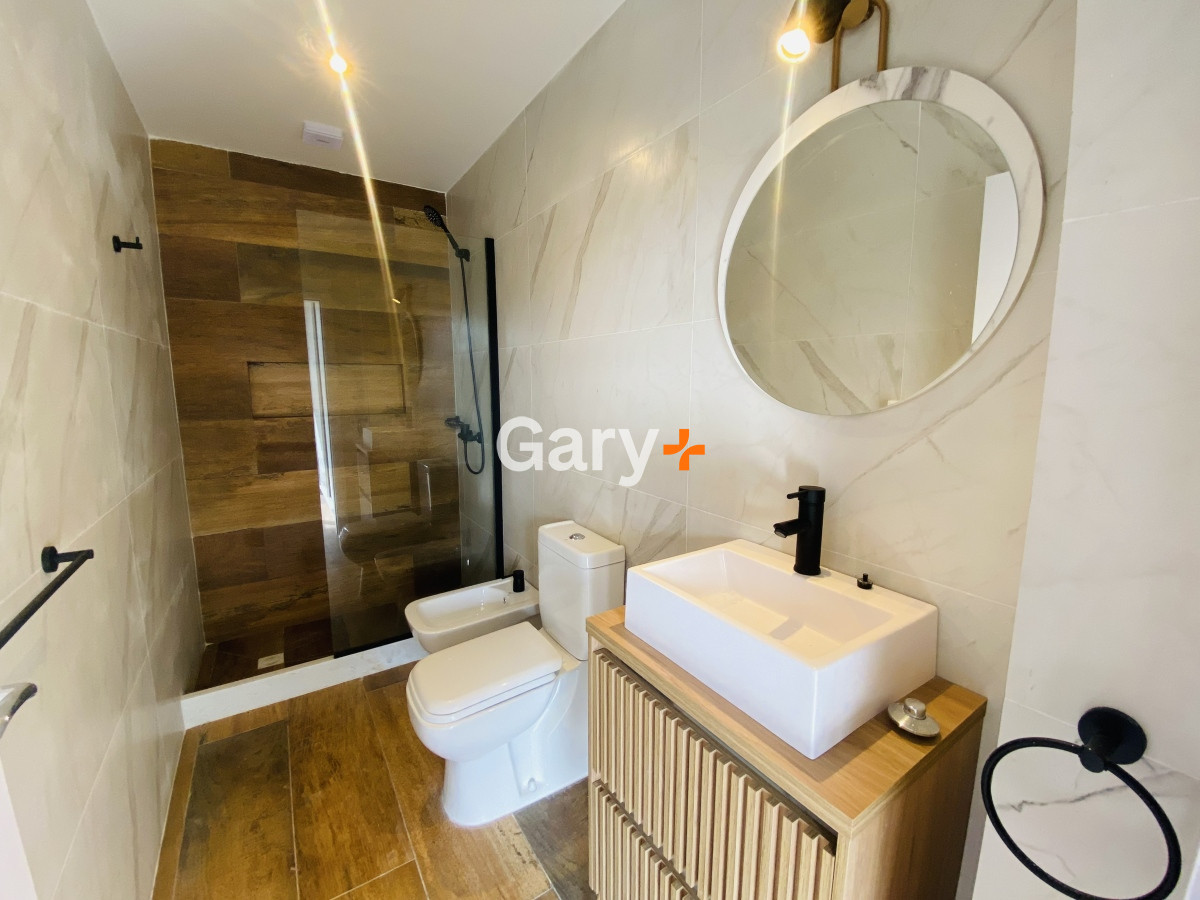 Casa ID.25135 - Casa en alquiler anual 3 dormitorios y 3 baños, barrio privado.