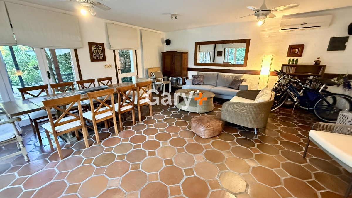 Casa ID.28838 - Casa en venta a una cuadra de plaza mansa