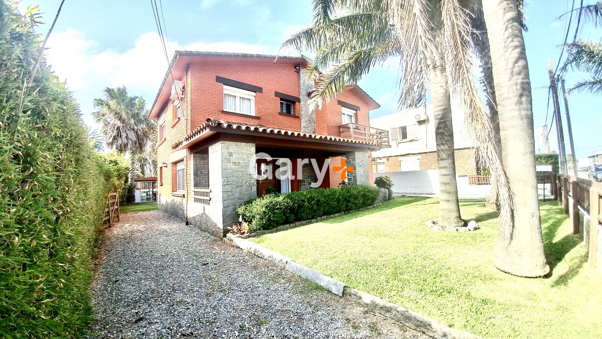 Casa ID.24003 - Espectacular Casa en Zona del Faro punta del este