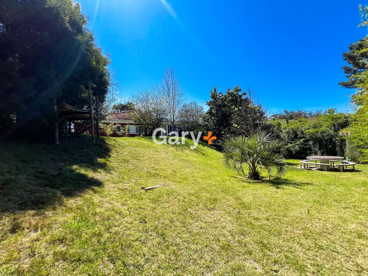 Casa ID.28287 - Casa en venta, Cantegril, Punta del Este 3 dormitorios