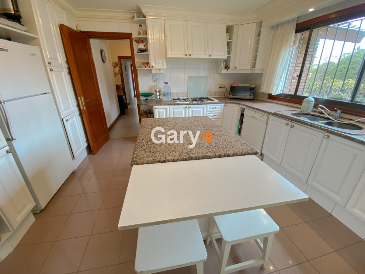 Casa ID.4446 - Casa en venta Playa Mansa punta del este