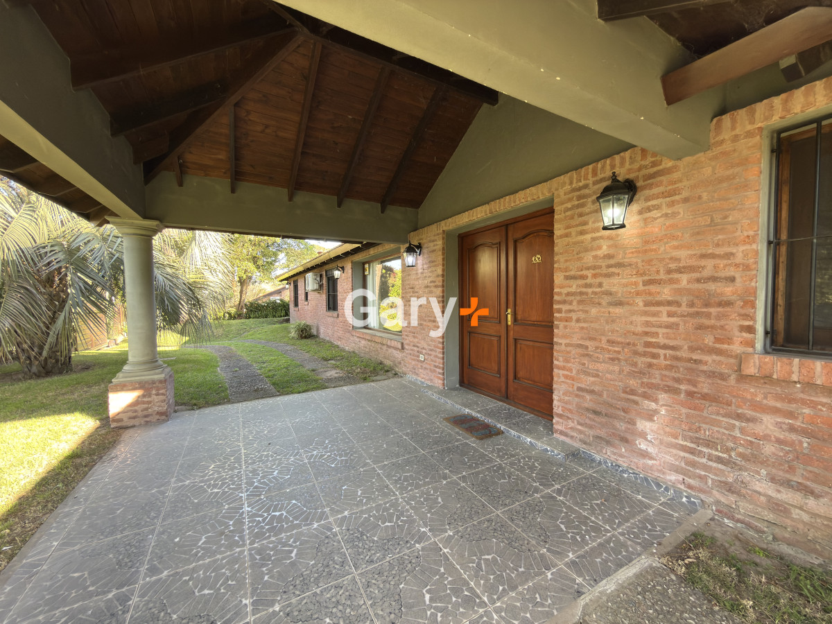 Casa ID.20241 - Casa en Punta del Este, Barrio Cantegril.