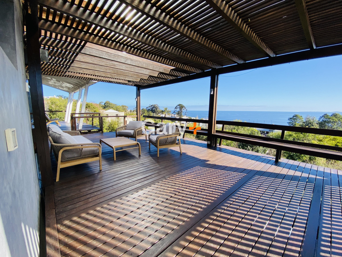 Casa ID.28440 - Espectacular casa de 5 dormitorios en Punta Ballena.