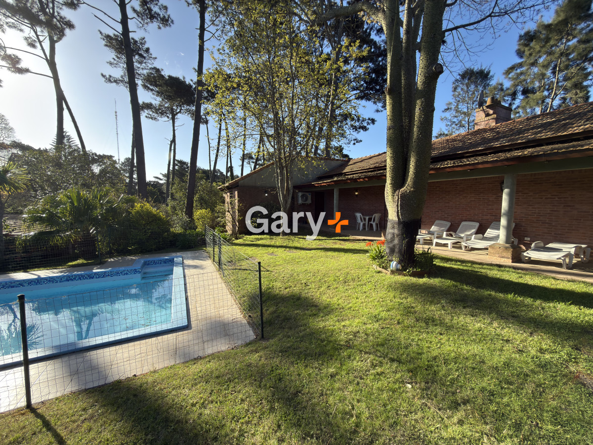 Casa ID.20241 - Casa en Punta del Este, Barrio Cantegril.