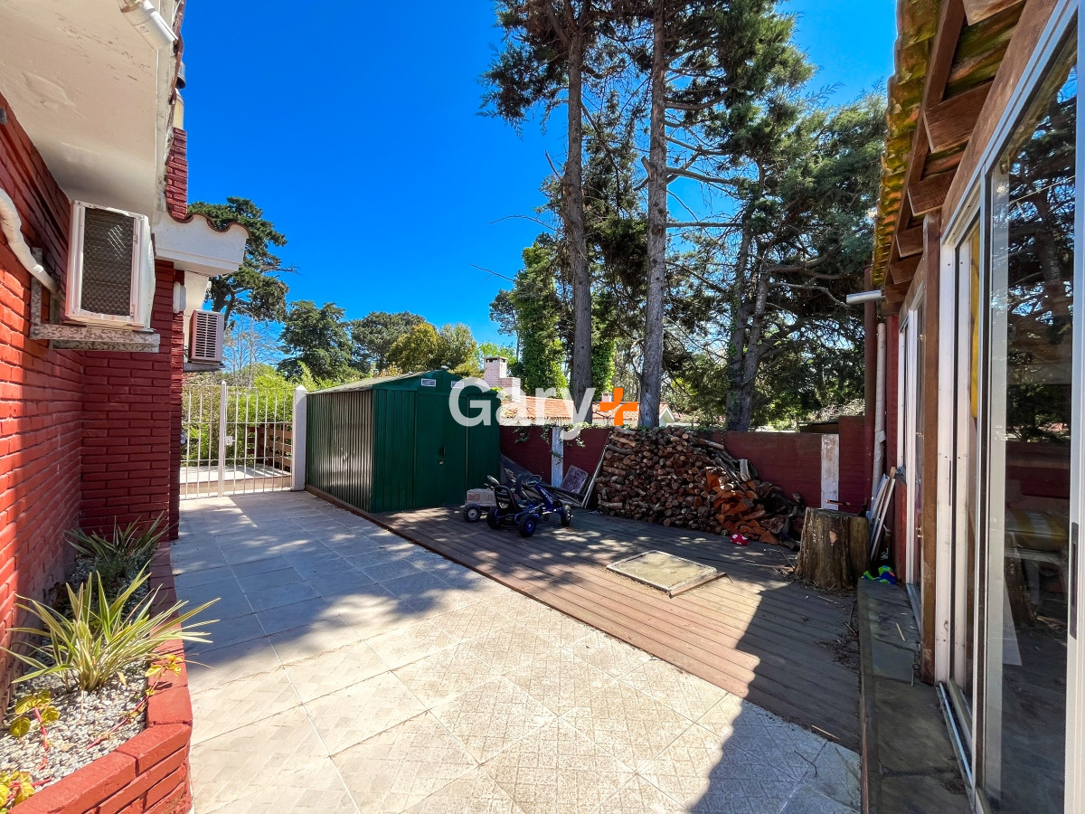 Casa ID.28287 - Casa en venta, Cantegril, Punta del Este 3 dormitorios