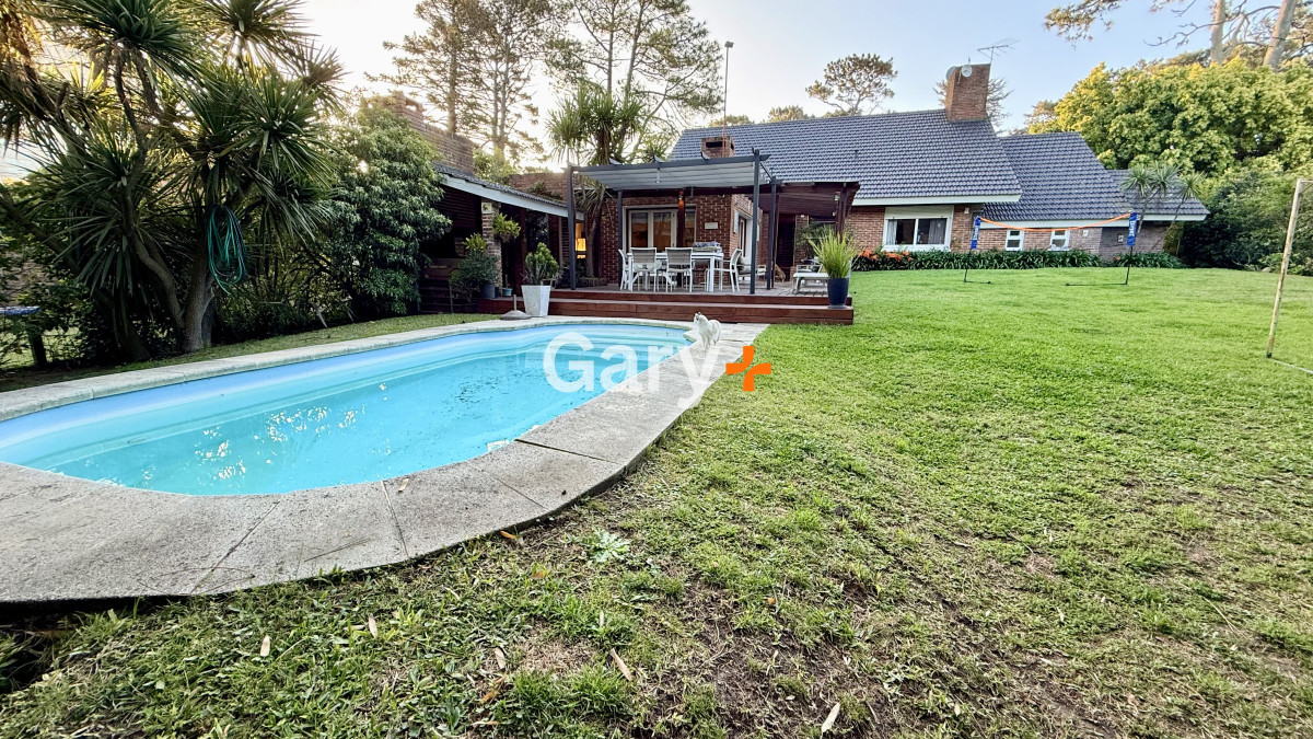 Casa ID.28838 - Casa en venta a una cuadra de plaza mansa