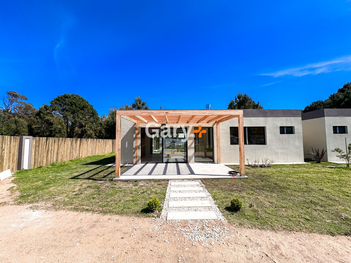 Casa ID.28286 - Casa en venta 3 dormitorios, Barrio Privado, Barrio Cerrado, La Barra, Punta del Este